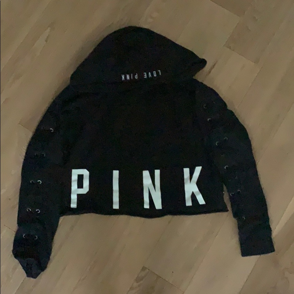 Hooded crop top